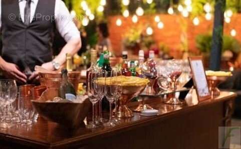A vendre bar licence 4, restauration possible, aix les bains - photo 2