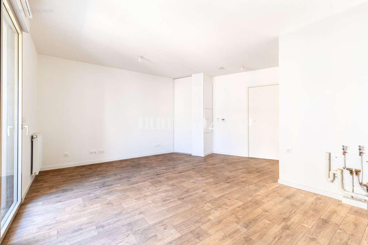 Appartement 45 m² à Bordeaux  - photo 2