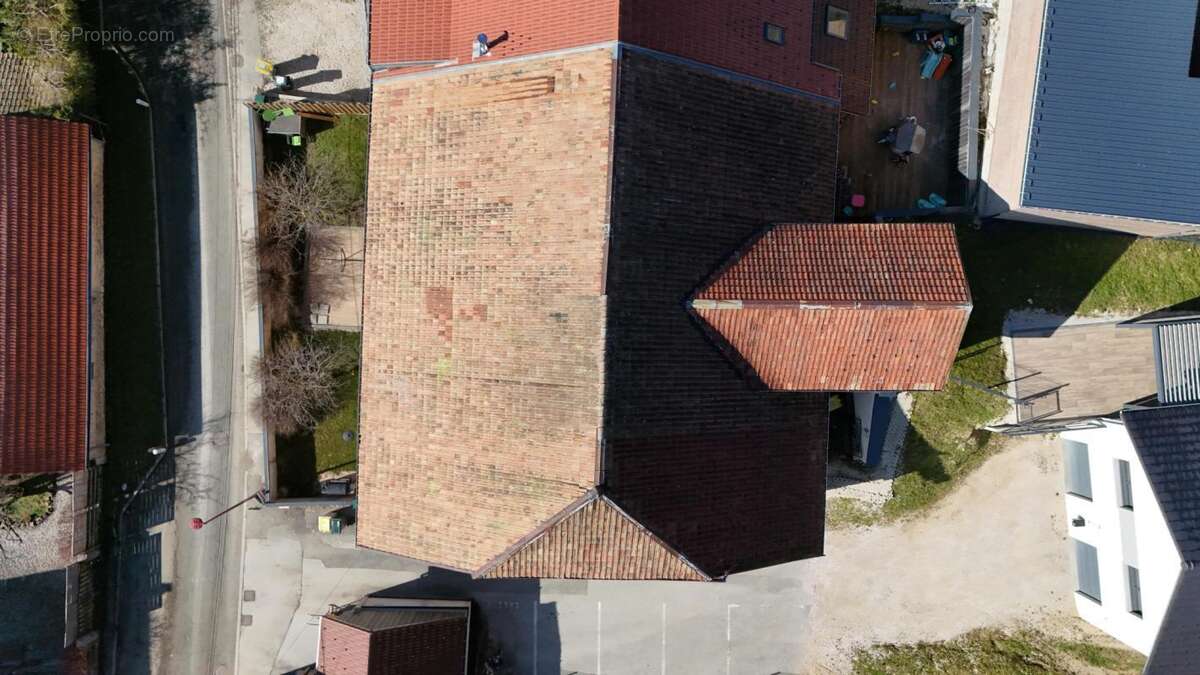 Maison à OYE-ET-PALLET