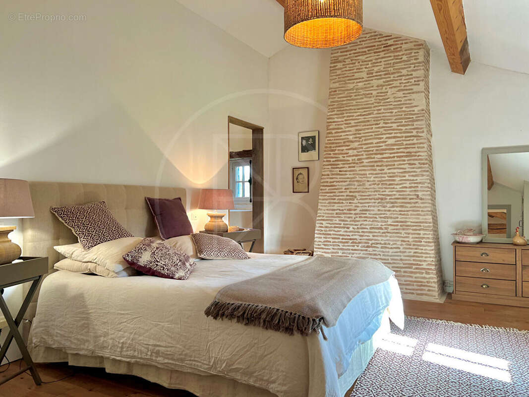 Maison à SAUVETERRE-DE-GUYENNE