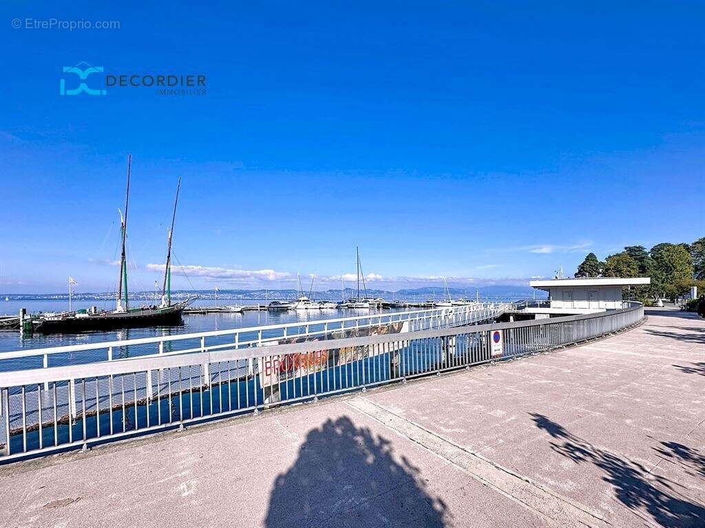 Appartement à EVIAN-LES-BAINS