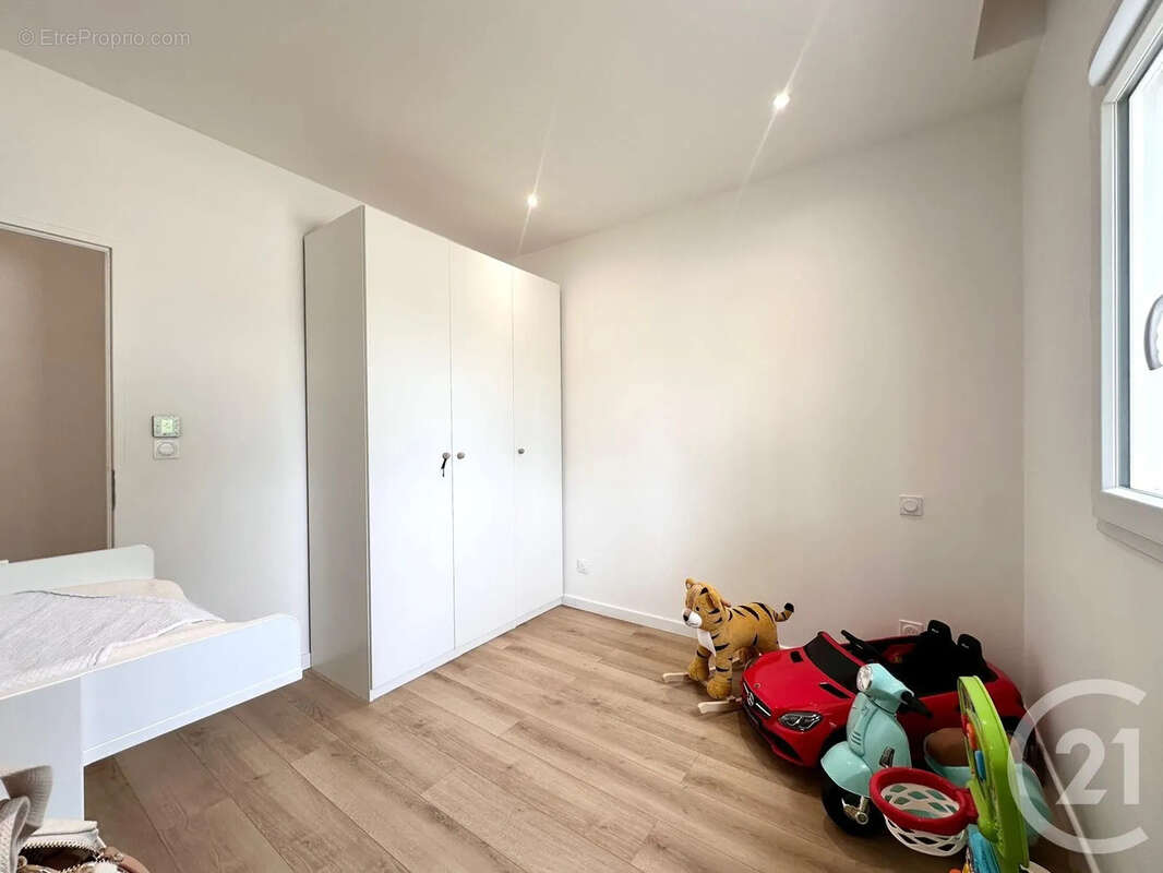 Maison 117 m² à Cubzac-Les-Ponts  - photo 5
