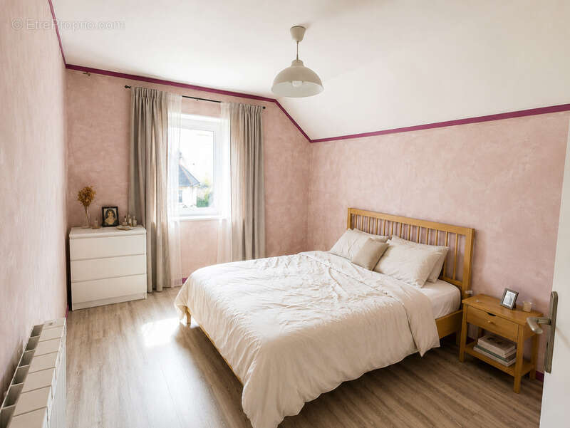 Ensemble immobilier 410 m2 + 470 m2 dépendances 2 maisons 1 appartement à varennes les narcy (58) proche la charite sur loire, p - photo 7