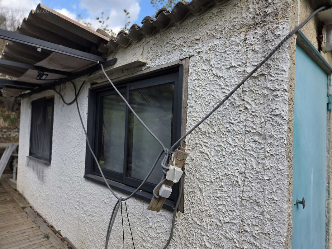 Autre à LA MOTTE-CHALANCON