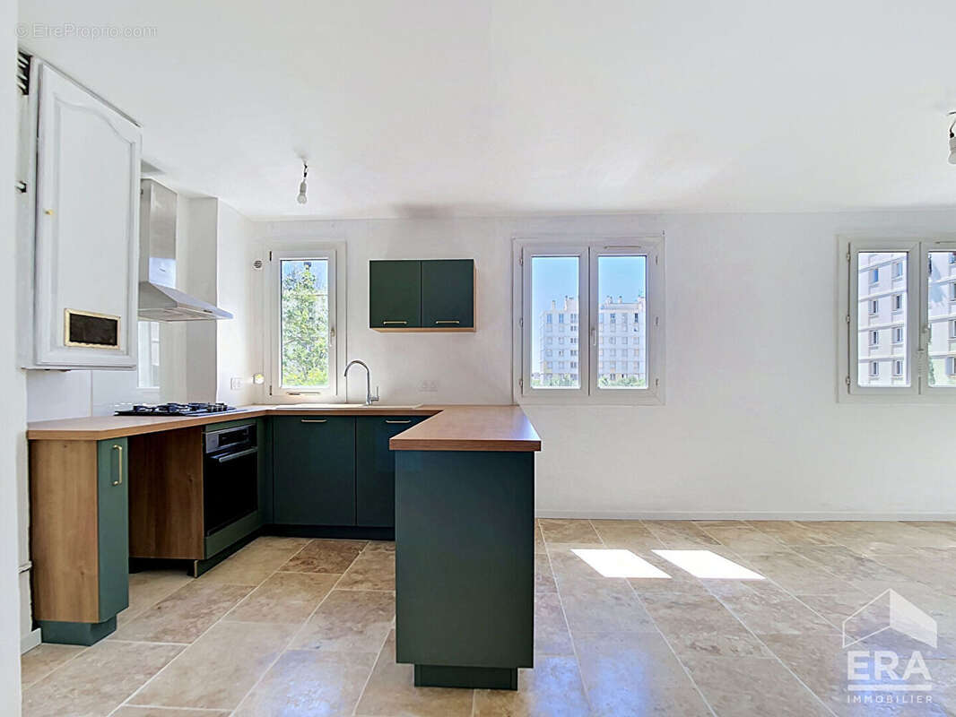 Appartement à MARSEILLE-9E