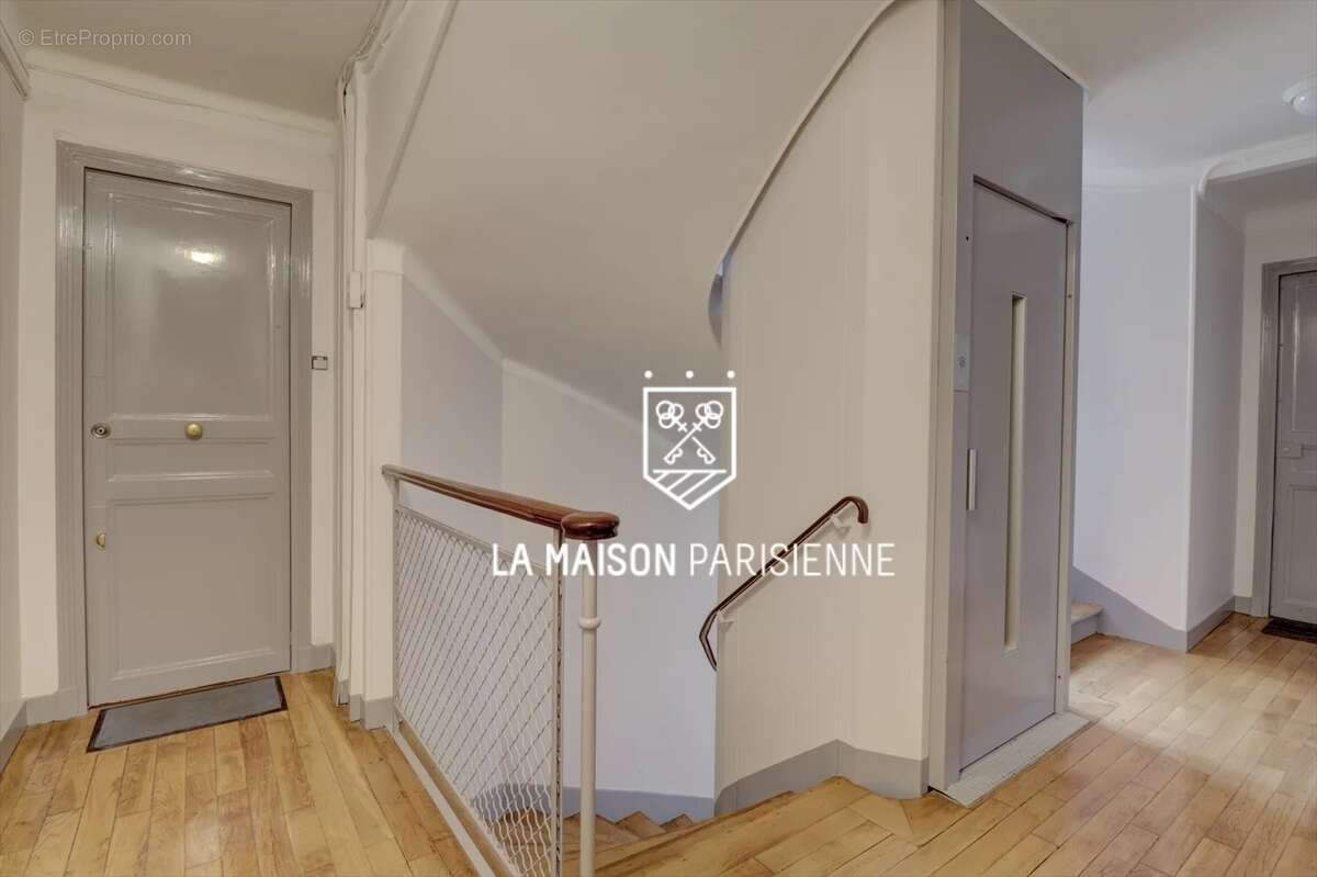 Appartement à PARIS-20E