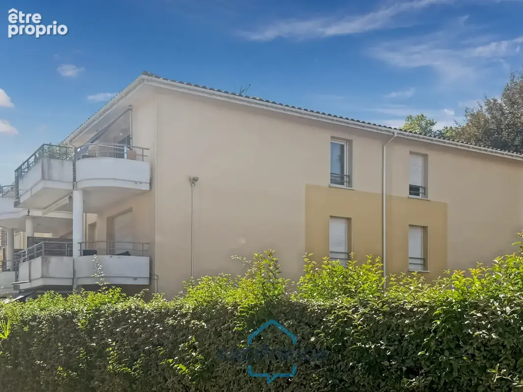 Dpt Landes (40), à vendre AIRE SUR L'ADOUR Appartement T2 de 47m² habitables + balcon de 10 m² et place de parking privative, au - photo 10