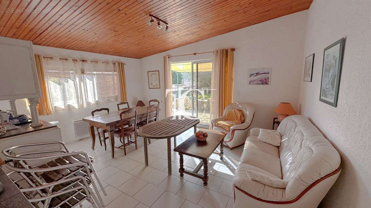 Maison à SAINT-AMBROIX