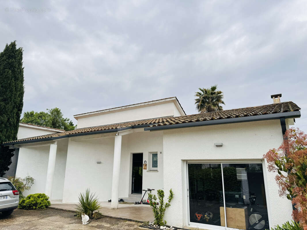 Maison à SUSSARGUES