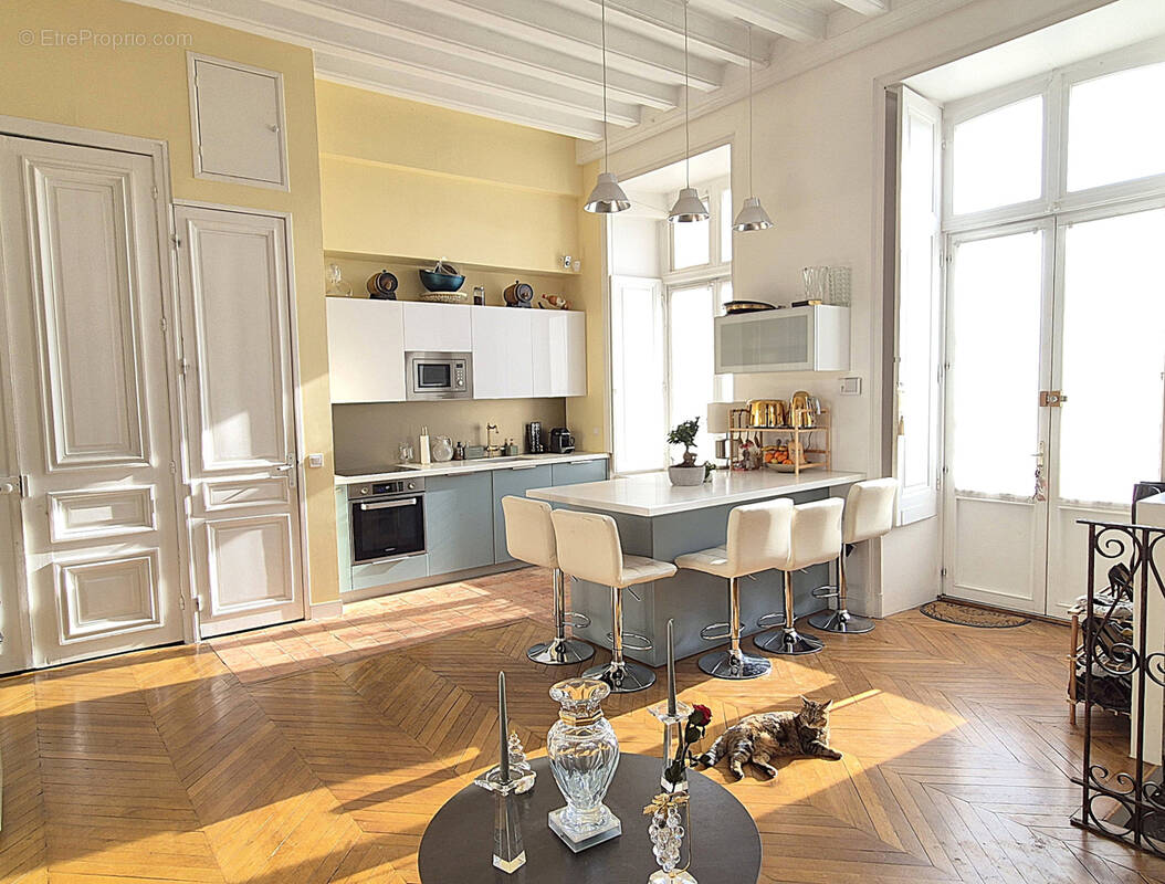 Appartement à PRINGY