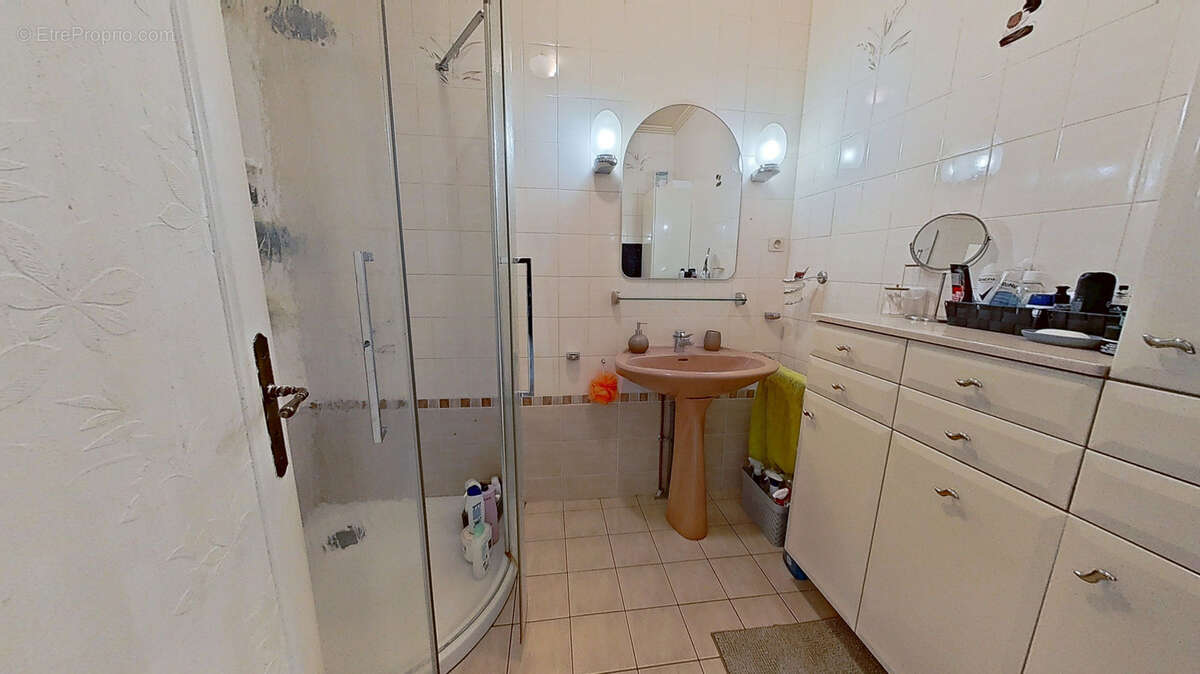 Appartement à LYON-5E