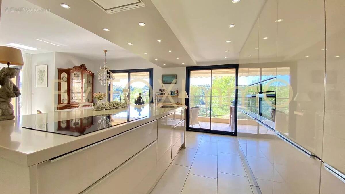 Appartement à CAGNES-SUR-MER