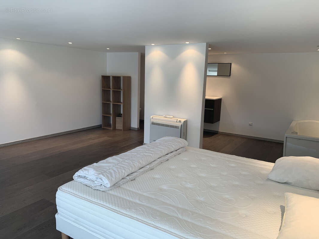 Maison à PLAN-DE-LA-TOUR