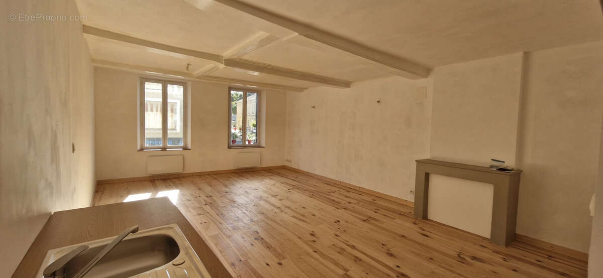 Appartement à MIRAMBEAU