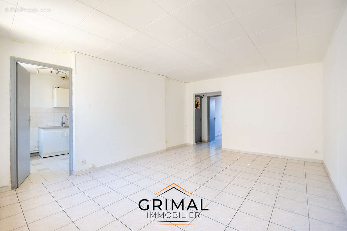 Appartement à MARSEILLE-6E