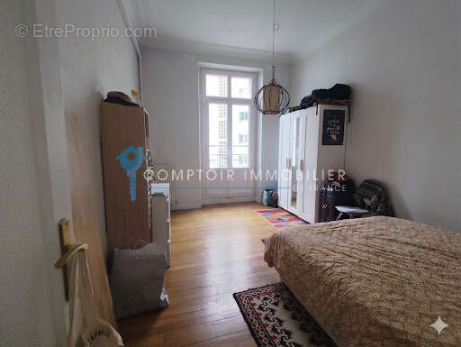 Grenoble rue Paul Janet grand T2 - photo 4