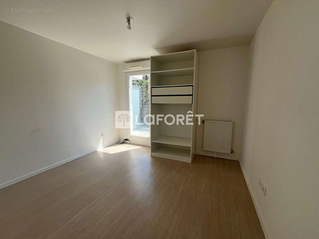 Appartement Cergy 3 pièce(s) 68.97 m2 - photo 11