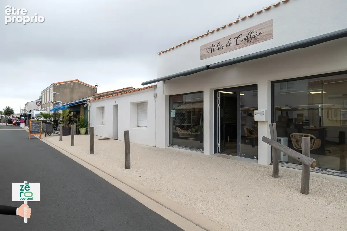 Fonds de commerce salon de coiffure à vendre   l’aiguillon-la-presqu’île   clientèle fidèle depuis plus de 30 - photo 17