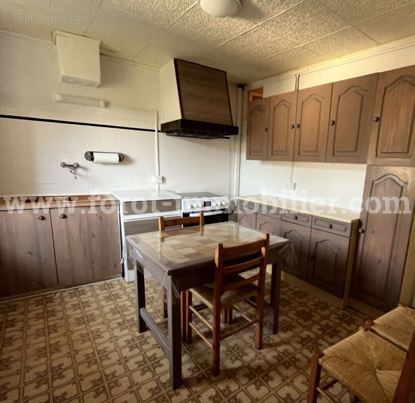 Maison à LE CHEYLARD