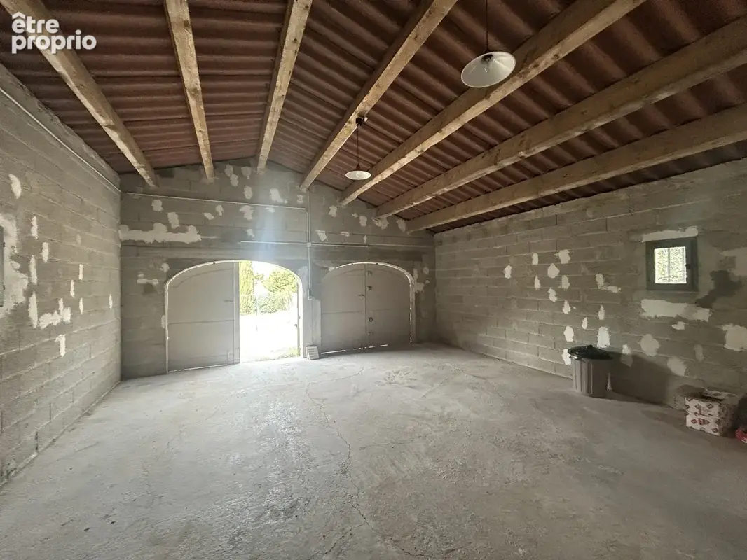 Cabries Maison 189 m2 +piscine sur terrain de 1483 m2 - photo 6