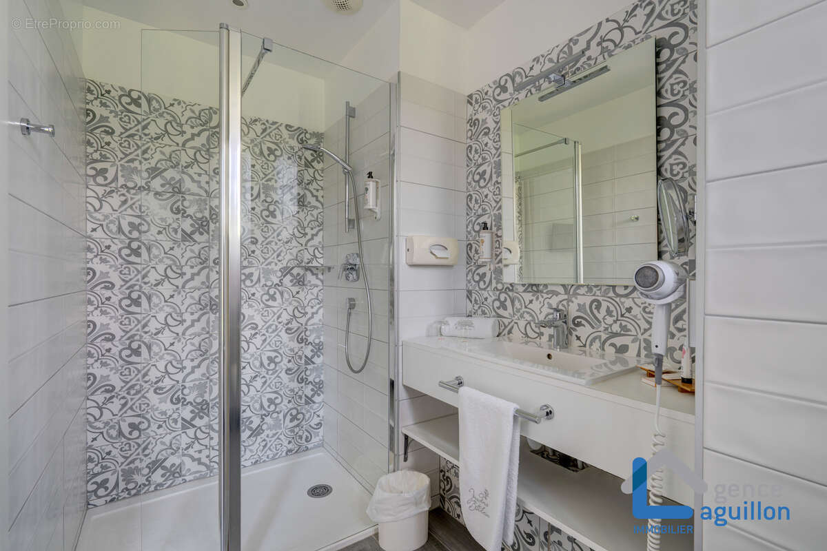Hotel - restaurant a vendre au pays basque a biriatou -2300m2 - photo 18