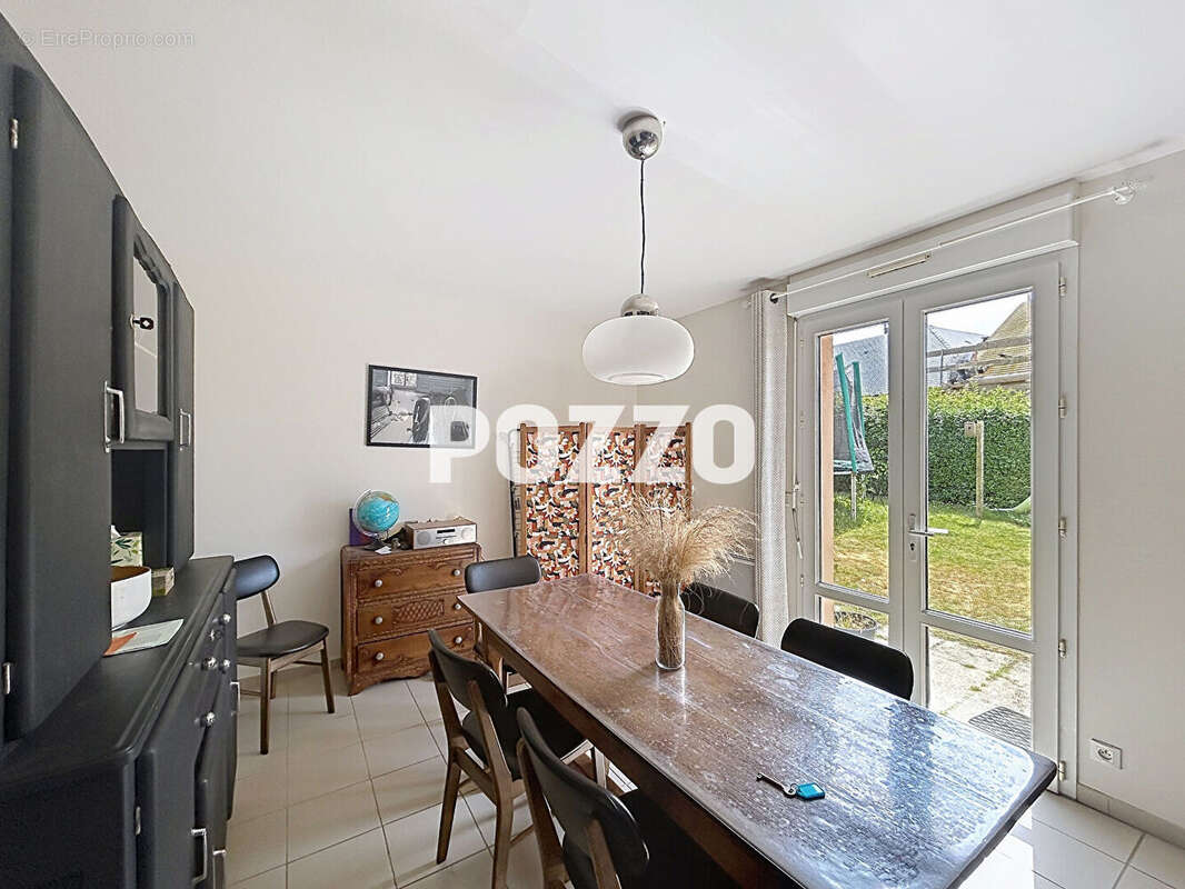 Appartement à LINGREVILLE