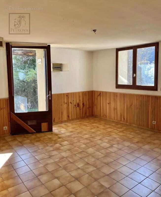Appartement à SAINT-MARTIN-D&#039;ENTRAUNES