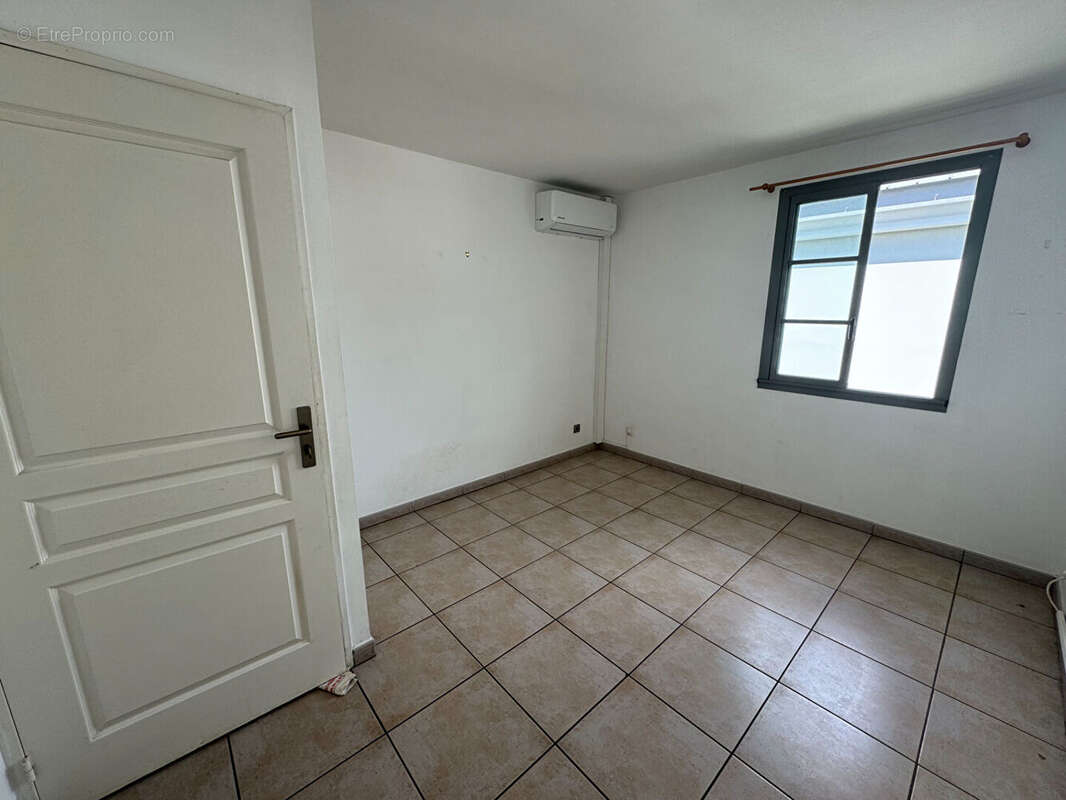 Appartement à SAINT-DENIS