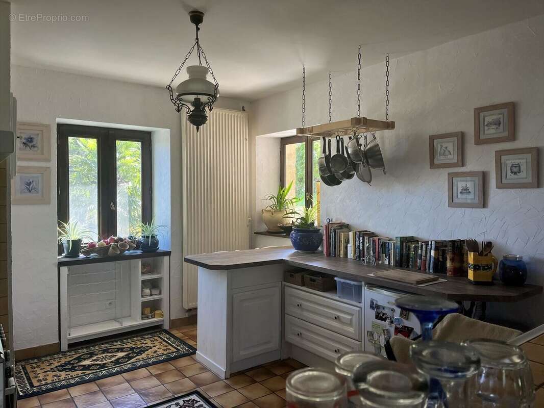 Cuisine - Maison à CAJARC