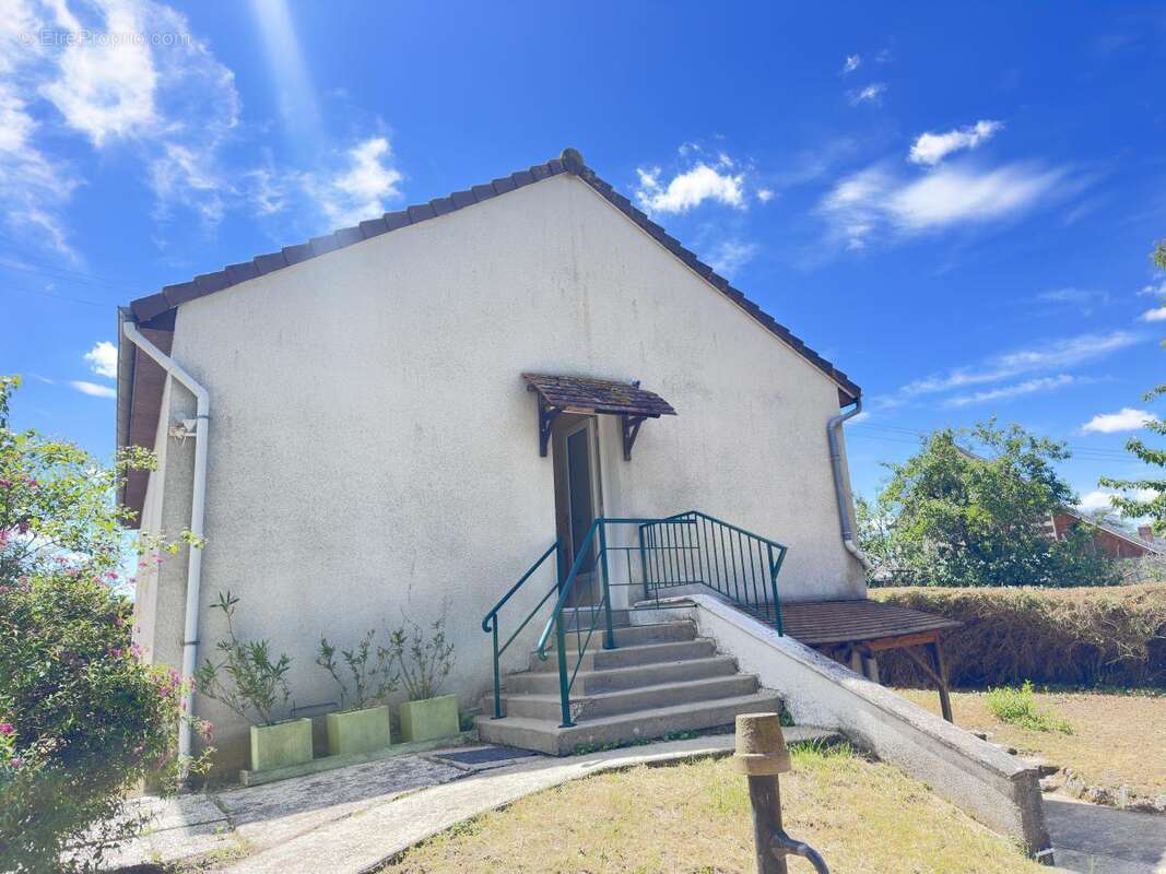 Maison à SAINT-EPAIN