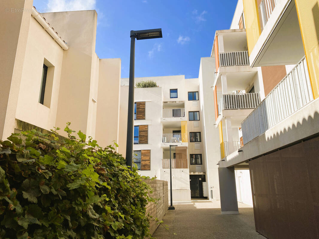 Appartement à SAINT-JEAN-DE-VEDAS