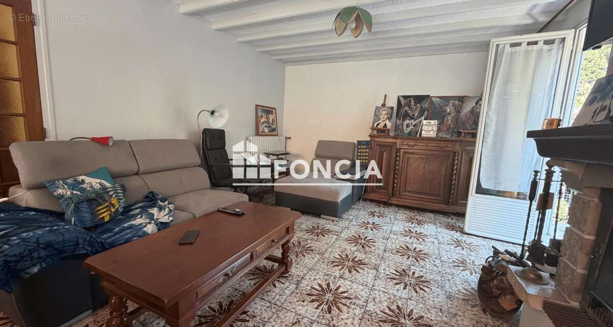 Appartement à VIZILLE