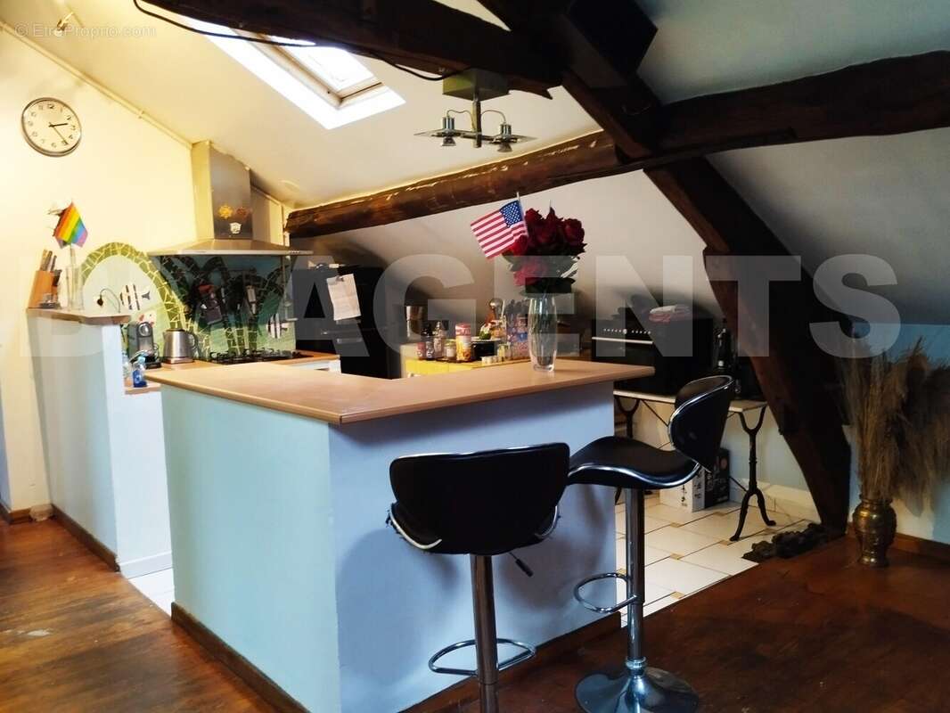 1738421779734 (1) - Appartement à PARIS-20E