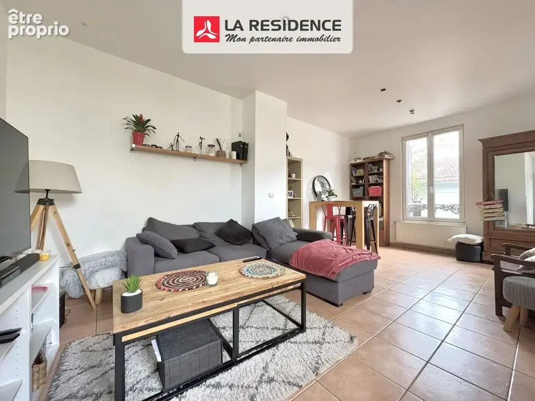 Maison 5 pièces 90 m² à vendre à Velizy-Villacoublay (78140) - photo 2