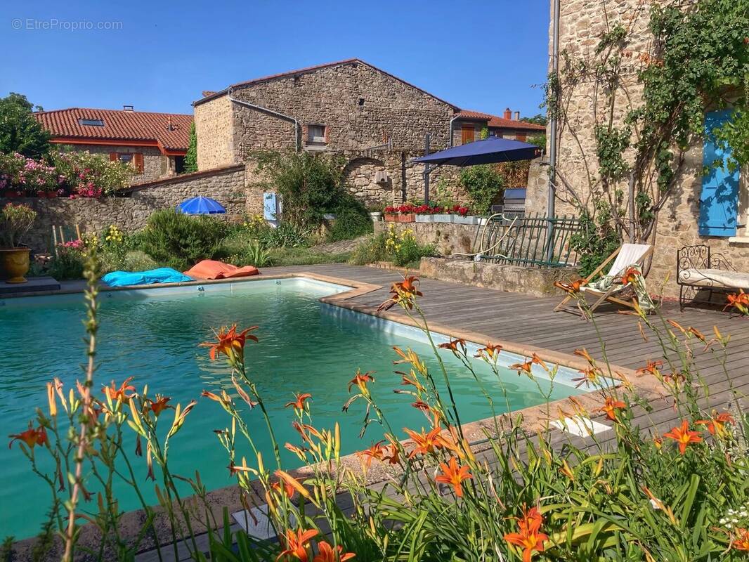 Maison à SOUCIEU-EN-JARREST