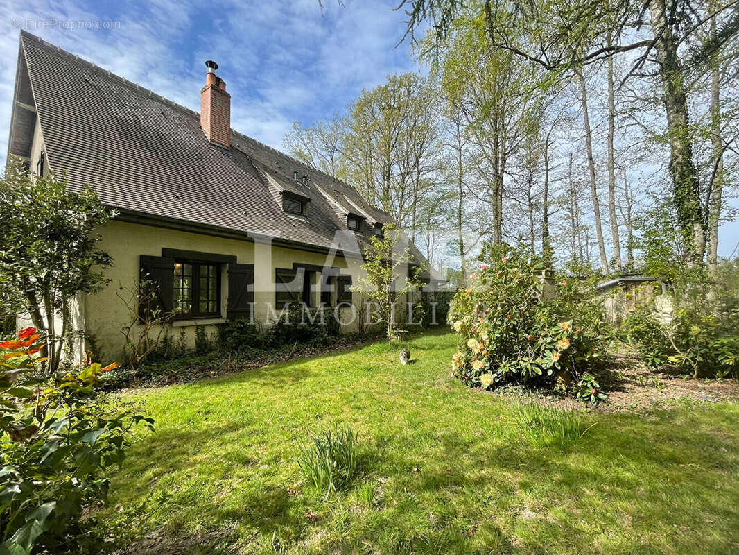 Maison à MORTAGNE-AU-PERCHE