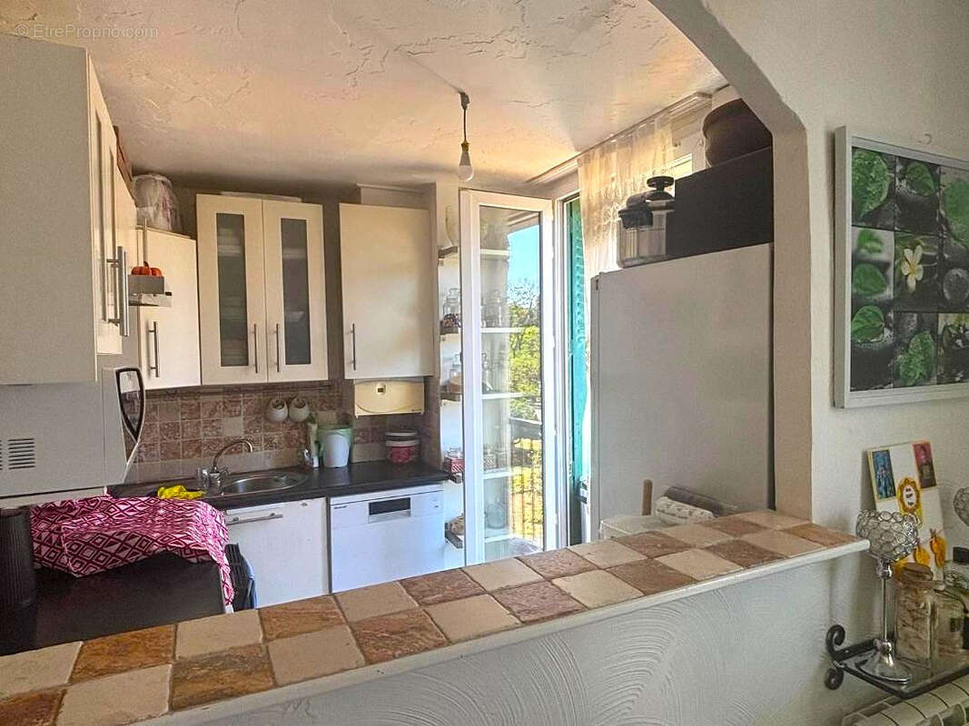 Appartement à MARSEILLE-12E