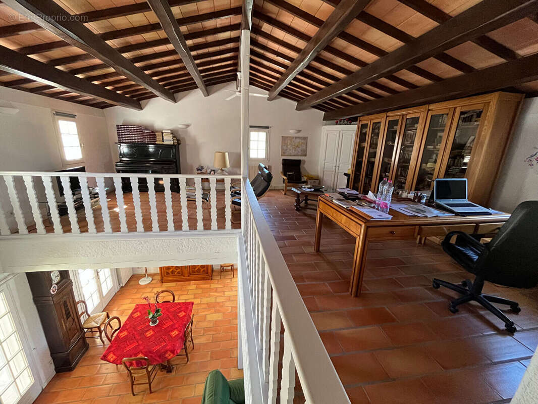 Maison à SAINT-MAXIMIN-LA-SAINTE-BAUME