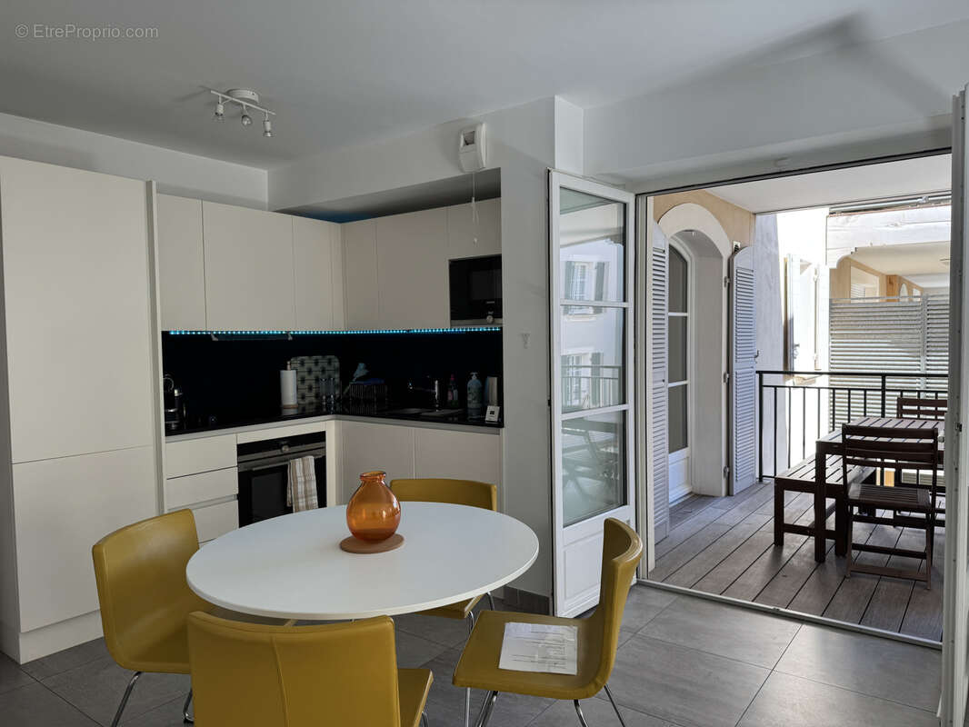 Appartement à SAINT-TROPEZ