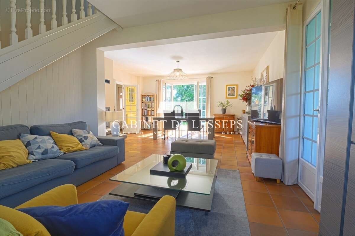 Maison à SAINT-MARTIN-DE-SEIGNANX