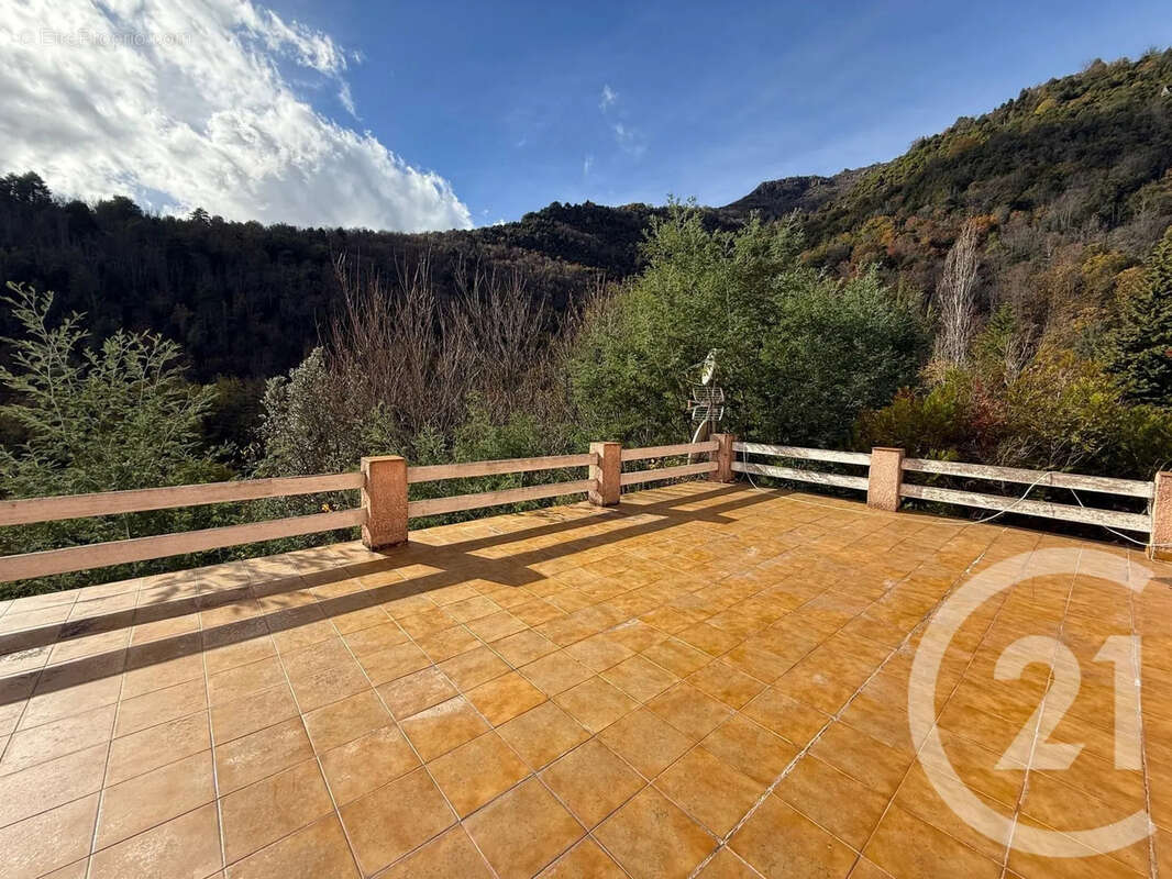 Maison à SANTA-MARIA-DI-LOTA