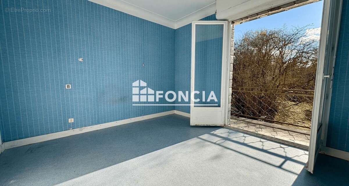 Appartement à OLORON-SAINTE-MARIE