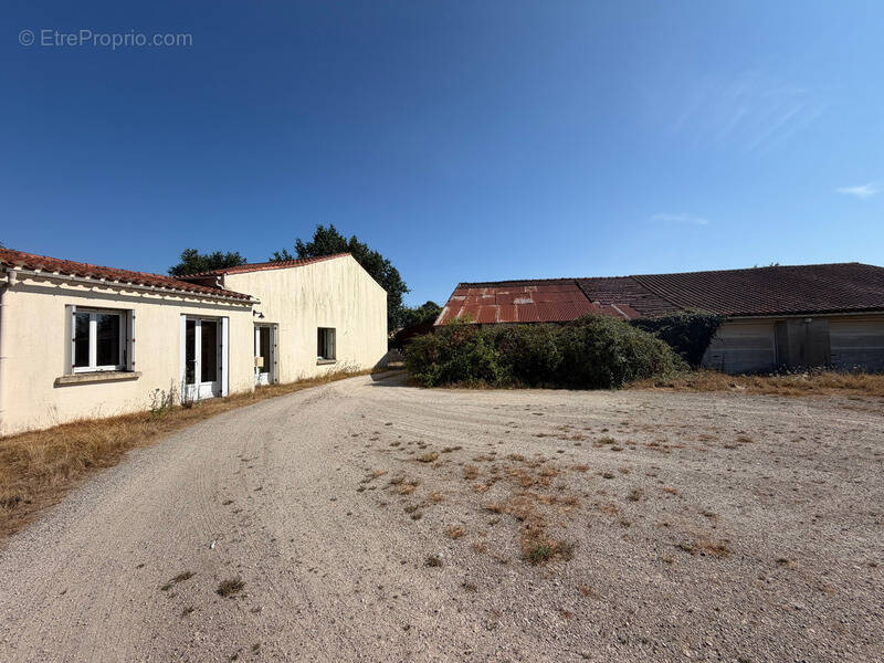 Maison à LA CHAPELLE-ACHARD