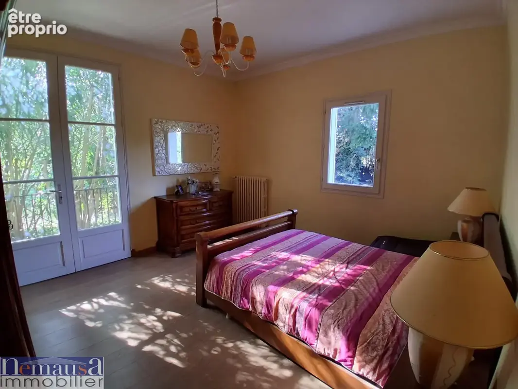 Tarascon, villa de 209m2 sur une parcelle de 2698m2 avec piscine - photo 8