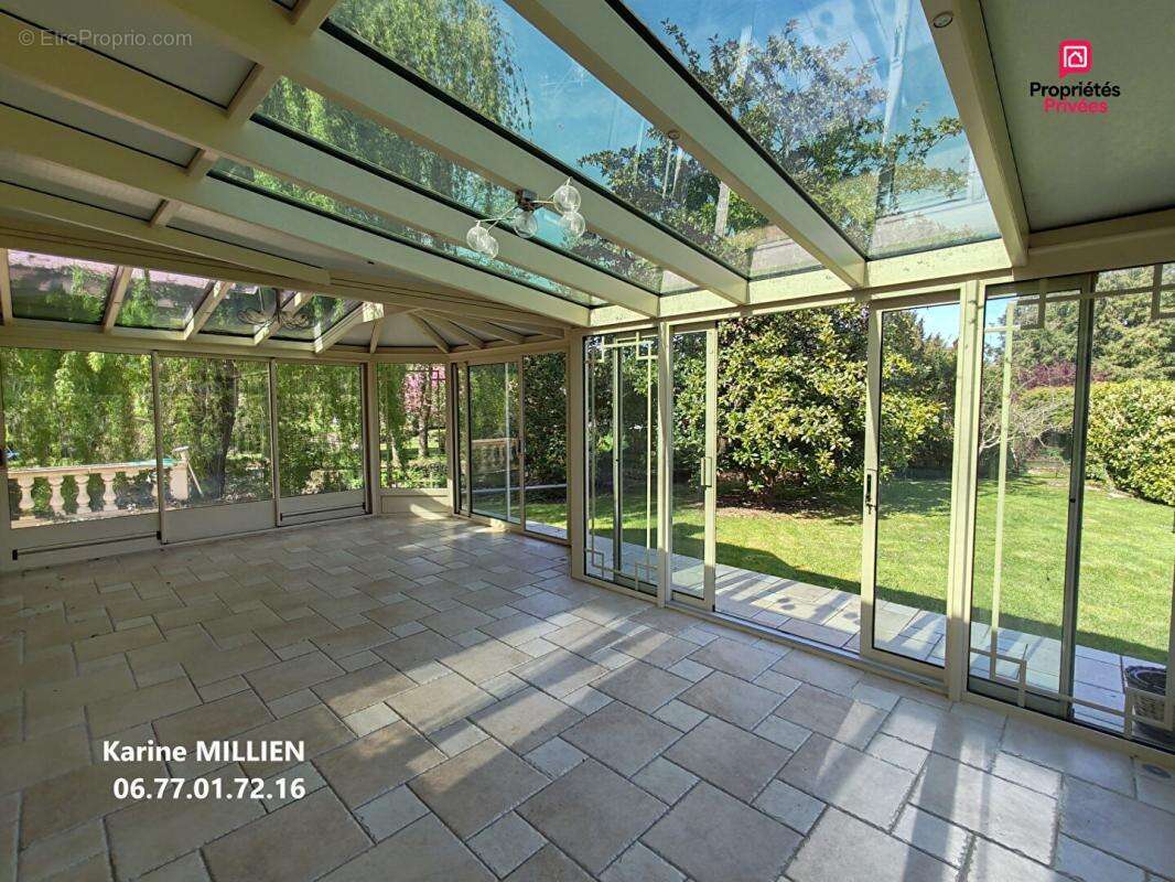 IVRY LA BATAILLE 27540 Maison individuelle avec véranda chauffée - 1 étage - 4 chambres - Double garage - Quart port - Piscine H - photo 5