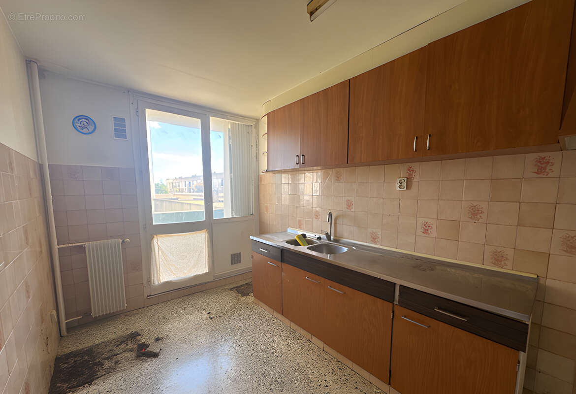Appartement Nimes 3 pièce(s) - photo 2