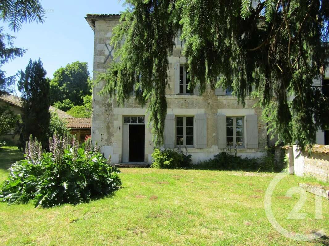 Maison à SEPVRET