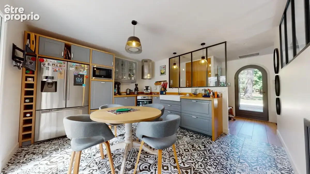 Maison 9 pièces 257 m² à vendre à Gujan-Mestras (33470) - photo 4