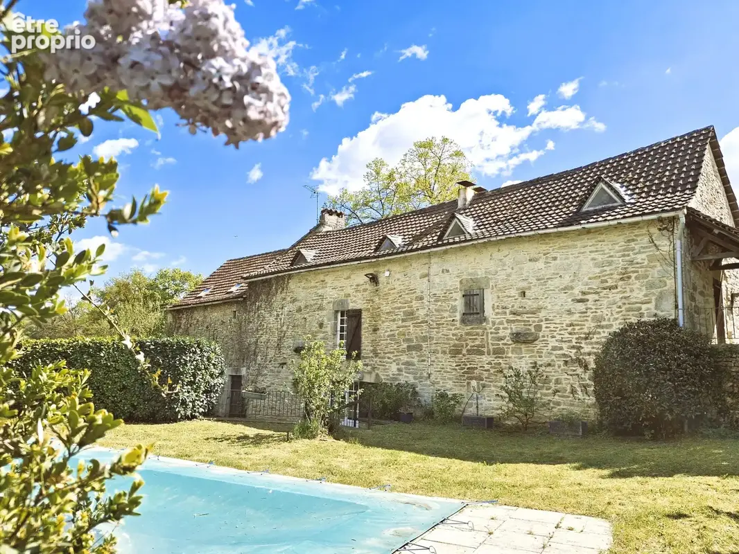 Belle maison de caractère nichée dans la campagne bucolique de l’Aveyron - photo 13