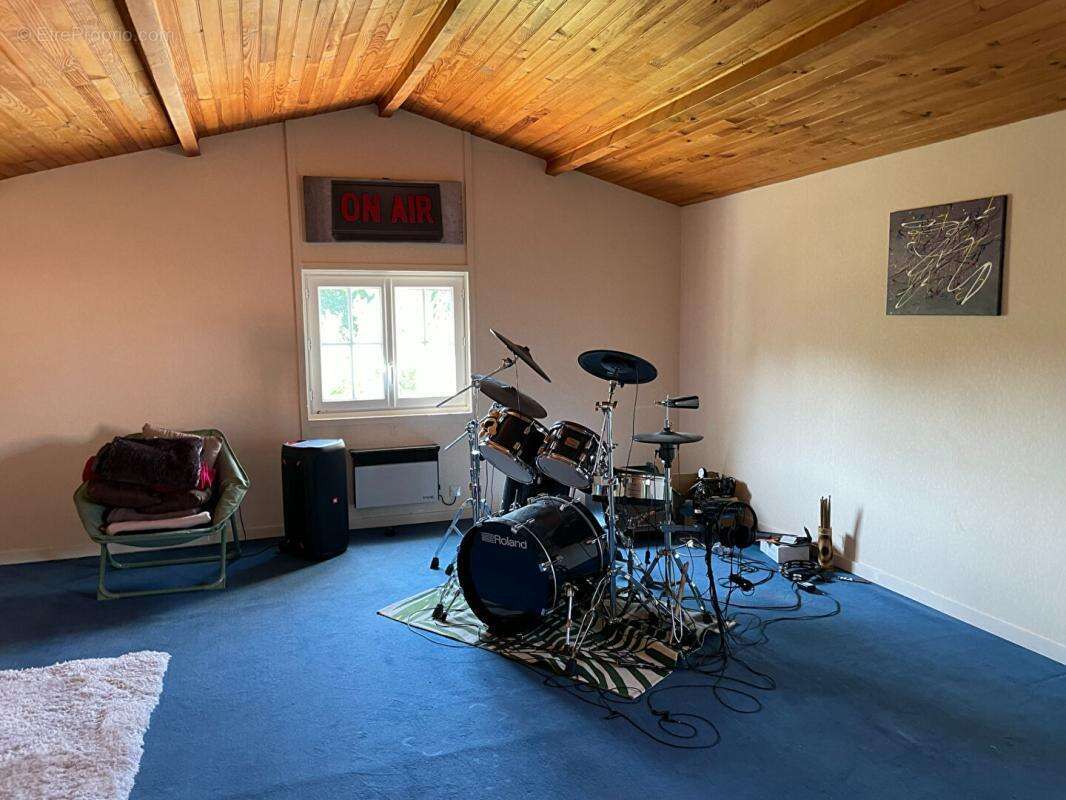 Maison traditionnelle sur 4500m² clos - photo 10